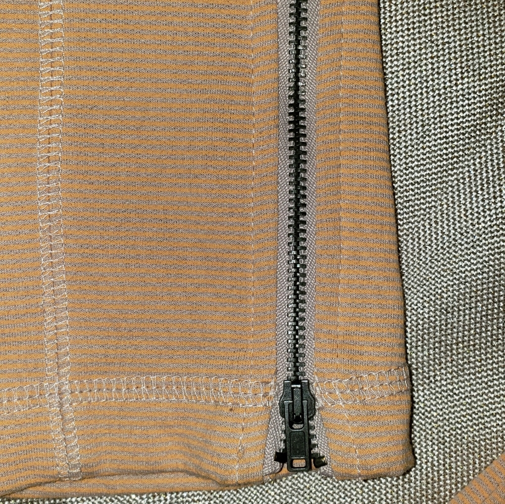 🧡EUC Hurley Jacket🧡 - Picture 7 of 11